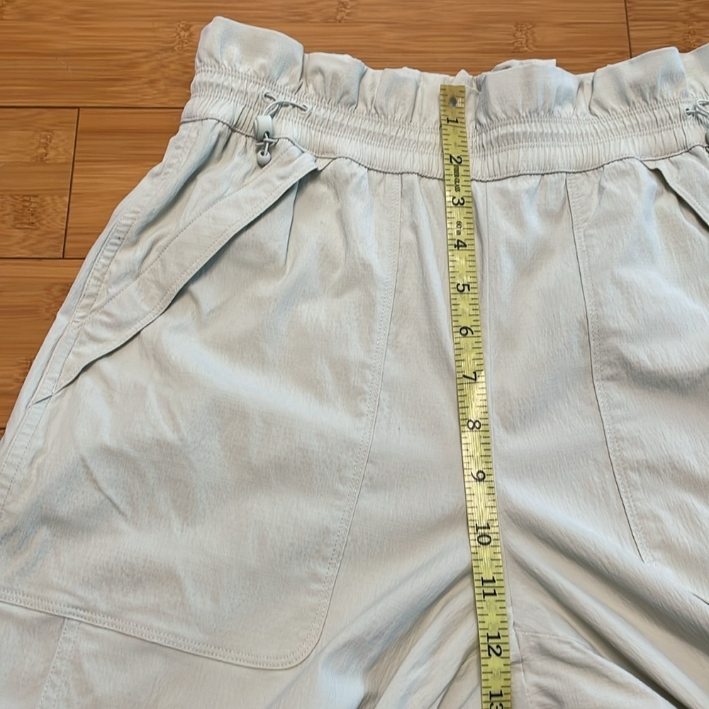 Athleta Trekkie High Rise Parachute Pant Sz 6 Mint Green Paperbag Waist Pull Up - Picture 15 of 16
